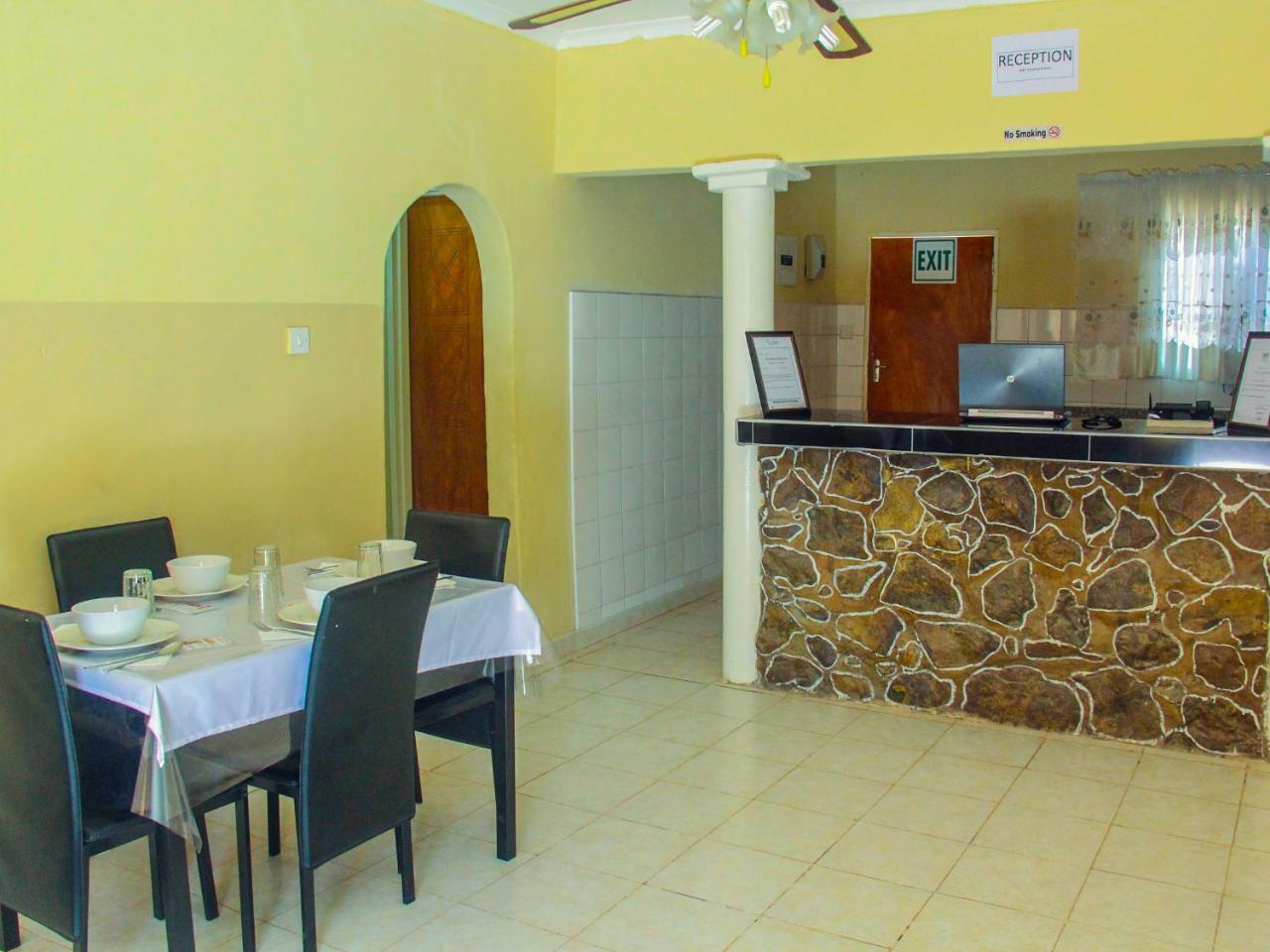 Bj&T Vacation Homes Касане Экстерьер фото