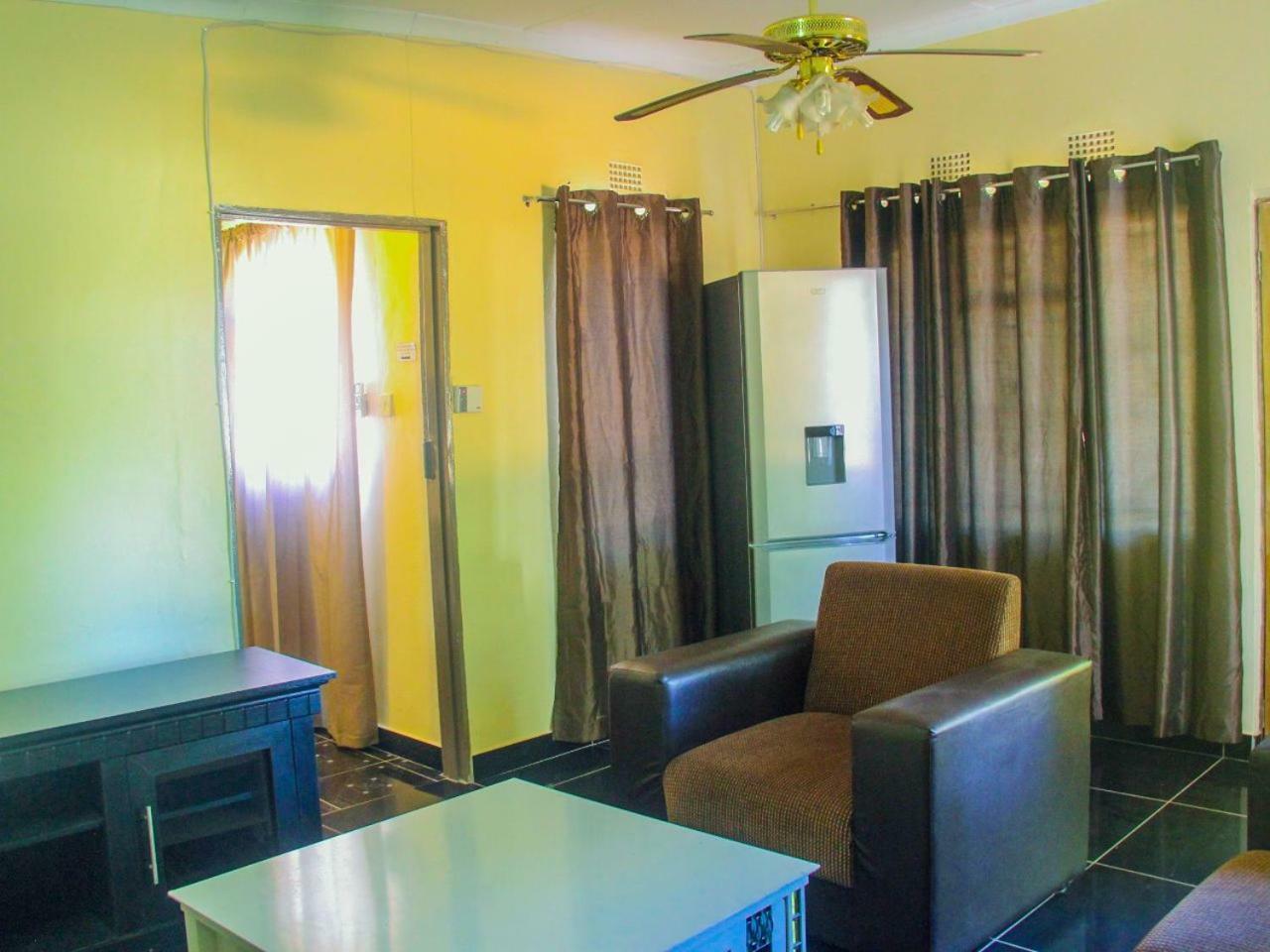 Bj&T Vacation Homes Касане Экстерьер фото